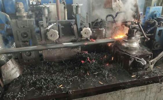 小黄鸭黄色视频下载车丝